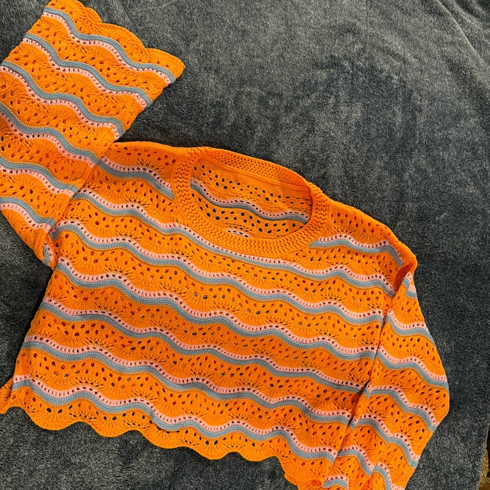 NWOT  Sweater